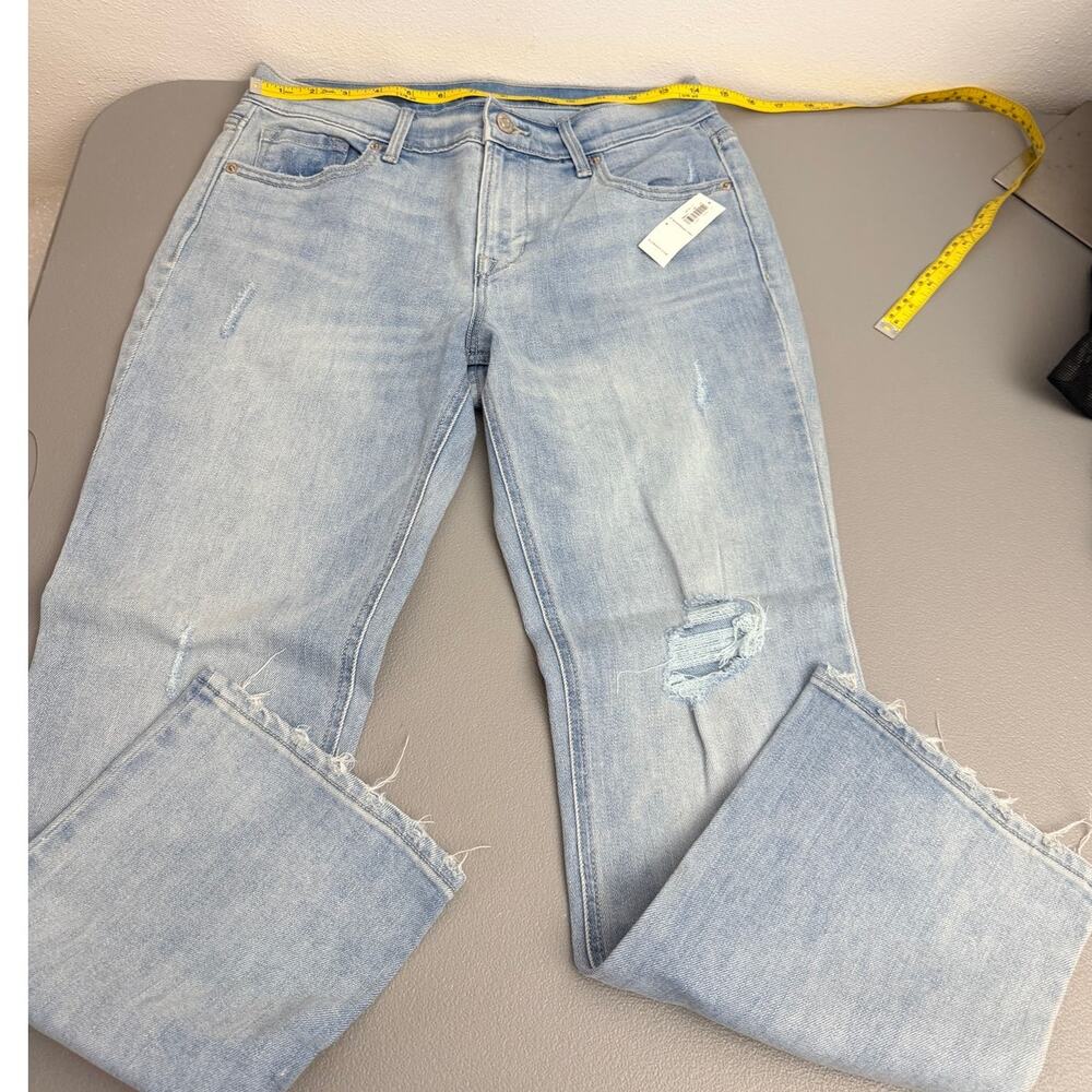 Old Navy Crop Flare Jeans Sz 4 Light Wash Distressed Raw Hem NWT - Picture 2 of 11